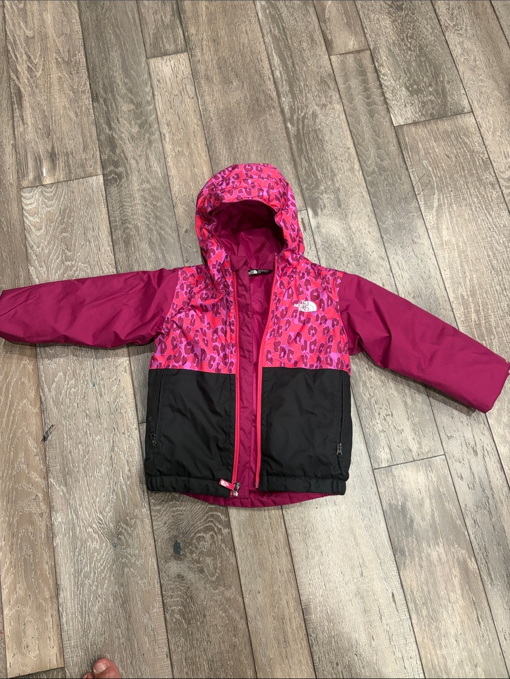 The North Face Girls' Fuchsia Pink Leopard & Black Hooded Puffer Jacket